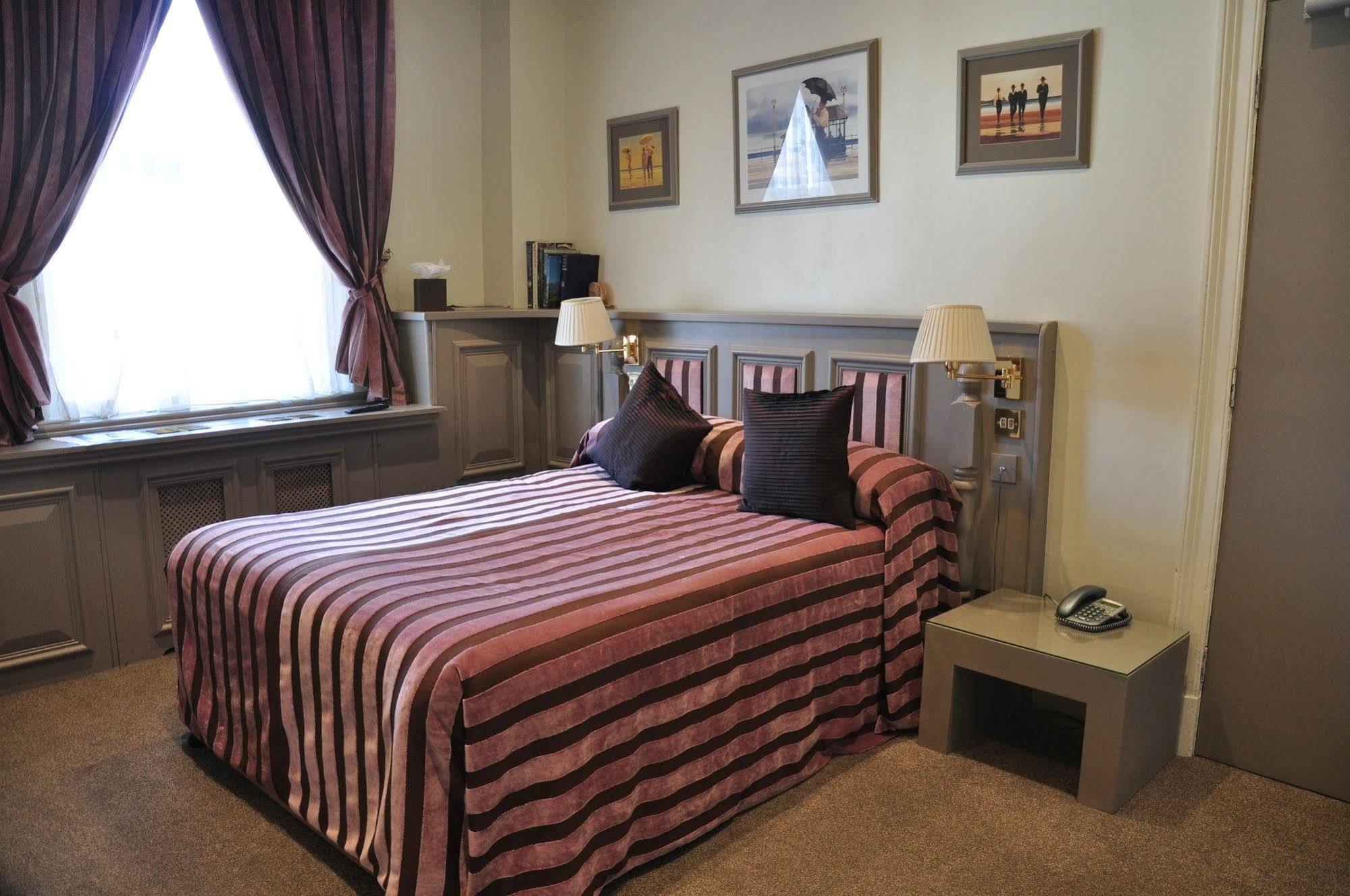 The Inn At Cheltenham Parade Harrogate Exteriör bild